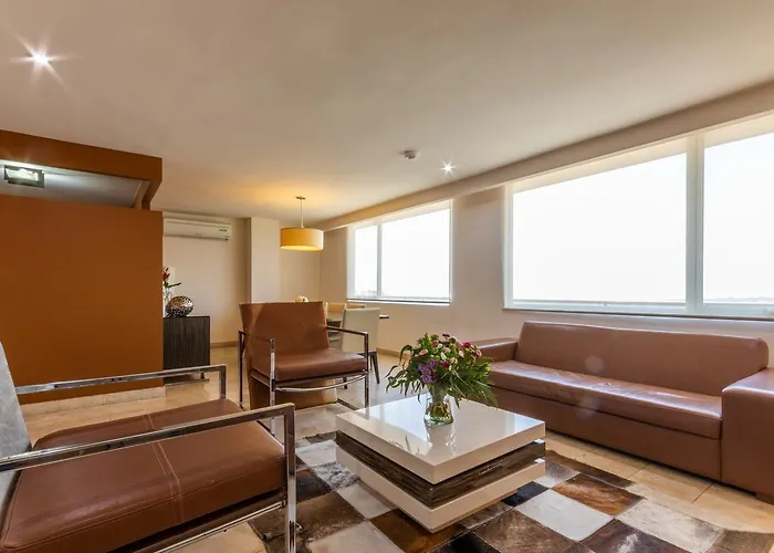 The Place Corporate 4*